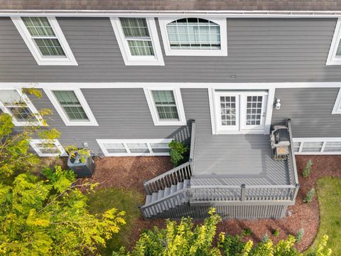 Tiny photo for 25 Wellesley Circle, Northbrook, IL 60062 (MLS # 12490409)