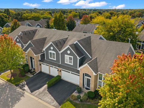 Tiny photo for 25 Wellesley Circle, Northbrook, IL 60062 (MLS # 12490409)