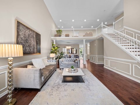 Tiny photo for 25 Wellesley Circle, Northbrook, IL 60062 (MLS # 12490409)