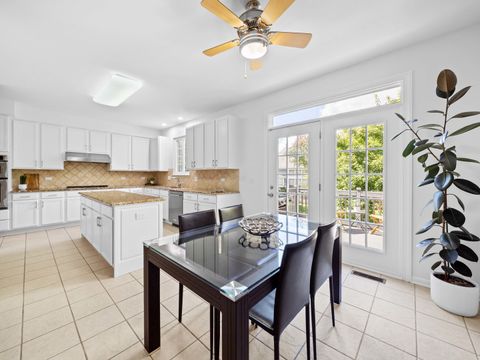 Tiny photo for 25 Wellesley Circle, Northbrook, IL 60062 (MLS # 12490409)