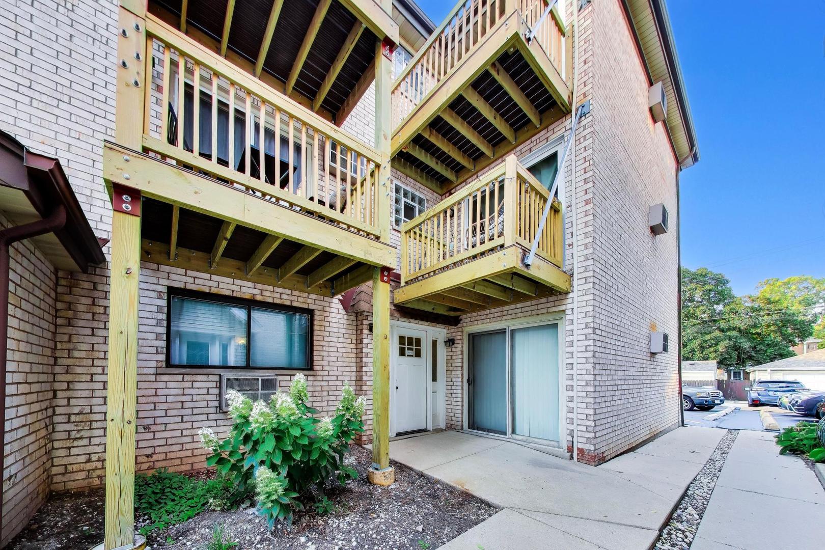 6841 N Northwest Highway 3C