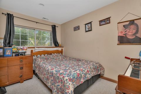 Tiny photo for 2750 shelly Lane, Aurora, IL 60504 (MLS # 12512379)