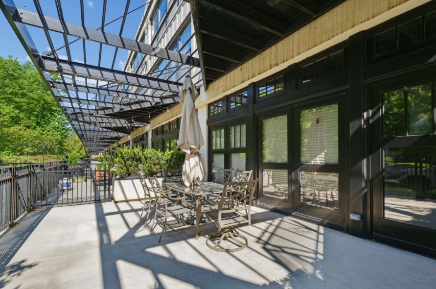 1070 W 15th Street 148