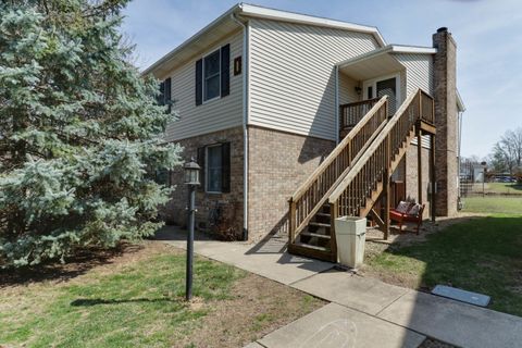 Tiny photo for 903 N Linden Street #207, Normal, IL 61761 (MLS # 12602320)