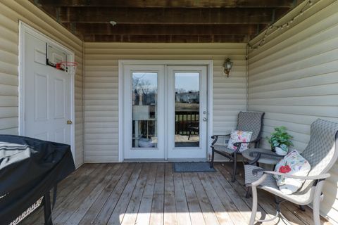 Tiny photo for 903 N Linden Street #207, Normal, IL 61761 (MLS # 12602320)