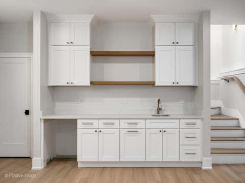 Tiny photo for 1619 W Summerdale Avenue, Chicago, IL 60640 (MLS # 12649531)