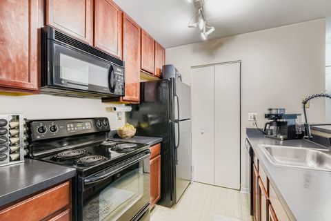 Tiny photo for 208 Glengarry Drive #304, Bloomingdale, IL 60108 (MLS # 12485859)