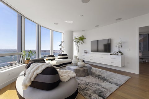 Tiny photo for 888 W E Street #2602, San Diego, CA 92101 (MLS # 12779039)