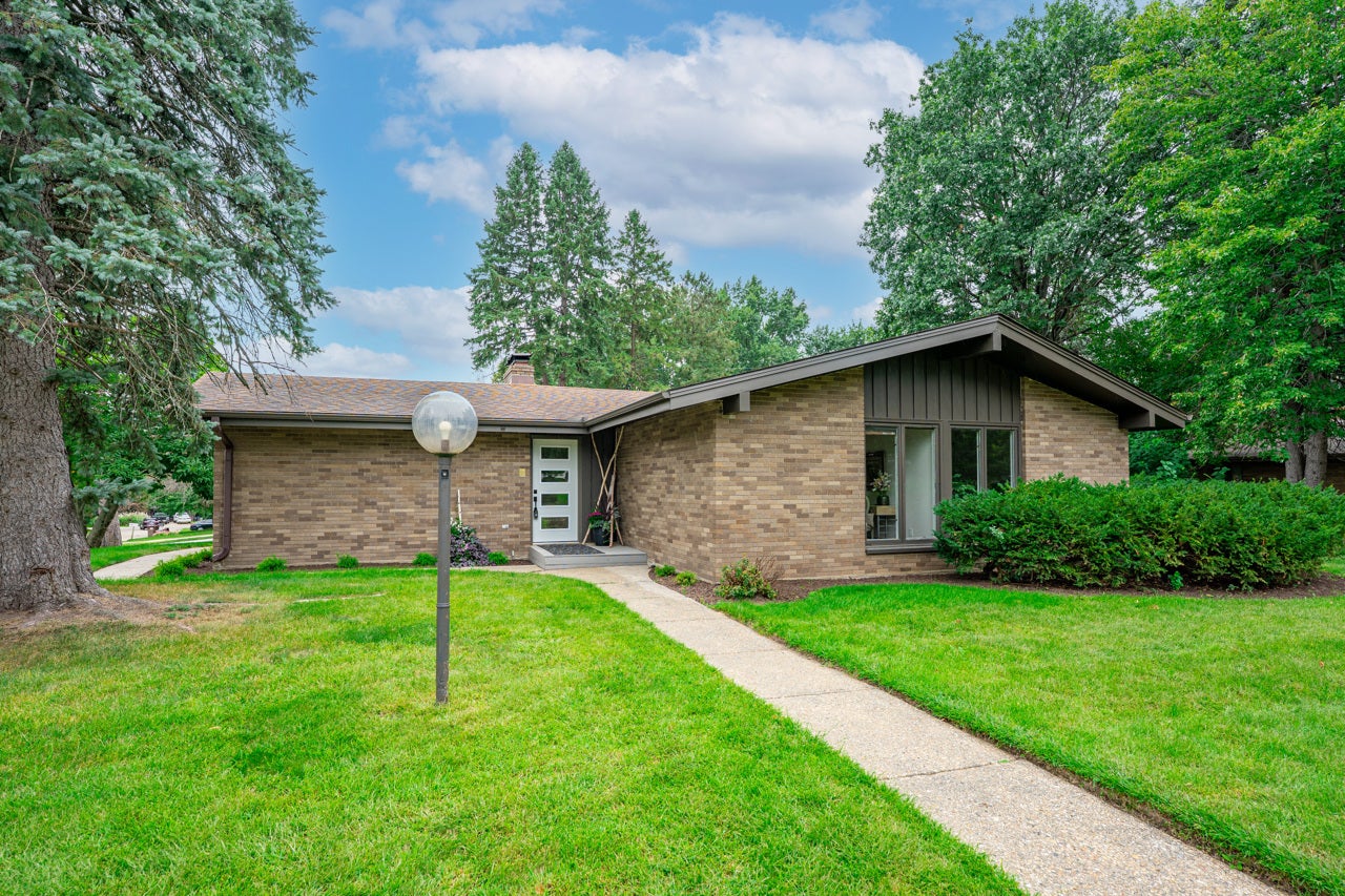 5075 WELSH Road