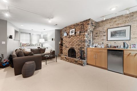 Tiny photo for 1329 N Dearborn Street #1, Chicago, IL 60610 (MLS # 12501619)