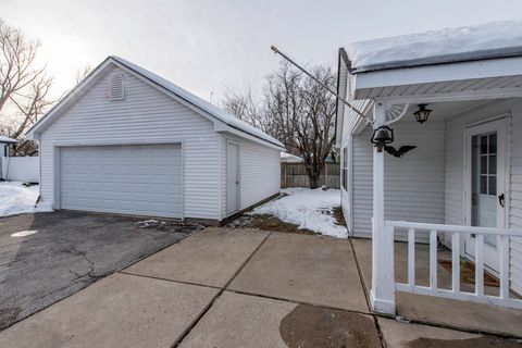 Tiny photo for 10867 W Beach Road, Beach Park, IL 60087 (MLS # 12530783)