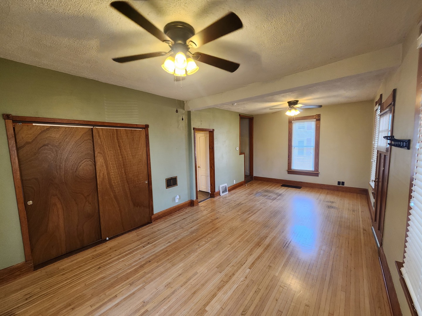 218 S 9th Street
