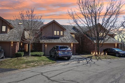 51 Oak Creek Drive Burr Ridge IL 60527