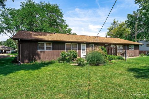 Tiny photo for 527 Prairie Street, Hinckley, IL 60520 (MLS # 12561965)