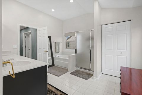 Tiny photo for 29644 N Birch Avenue, Lake Bluff, IL 60044 (MLS # 12572169)