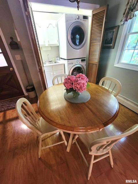 Tiny photo for 2753 N Stanford Road, Flora, IL 62839 (MLS # EB459294)