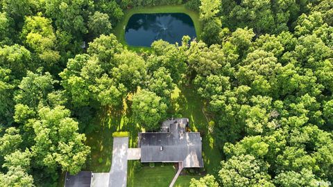 Tiny photo for 2753 N Stanford Road, Flora, IL 62839 (MLS # EB459294)