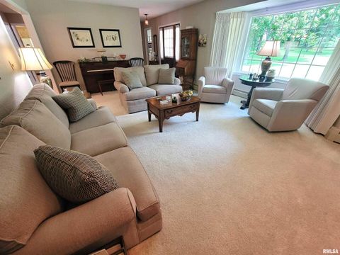 Tiny photo for 2753 N Stanford Road, Flora, IL 62839 (MLS # EB459294)