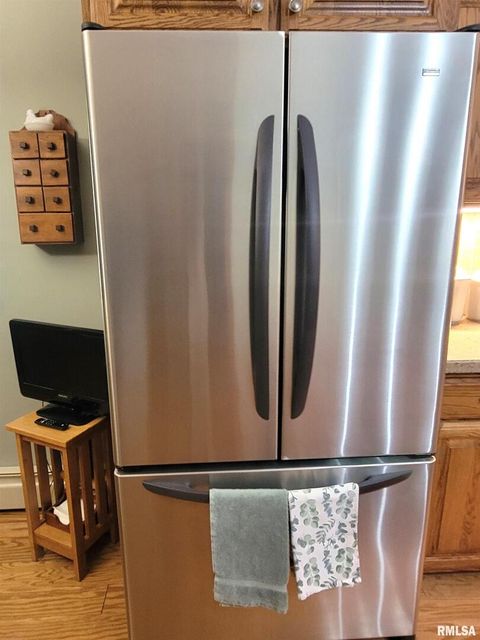 Tiny photo for 2753 N Stanford Road, Flora, IL 62839 (MLS # EB459294)