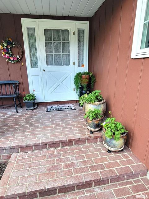 Tiny photo for 2753 N Stanford Road, Flora, IL 62839 (MLS # EB459294)