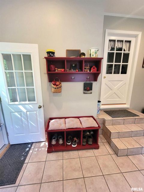 Tiny photo for 2753 N Stanford Road, Flora, IL 62839 (MLS # EB459294)