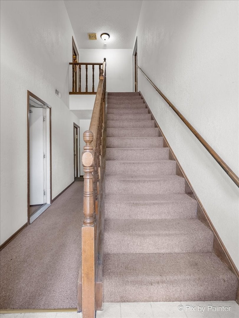 1511 Longwood Drive 1511