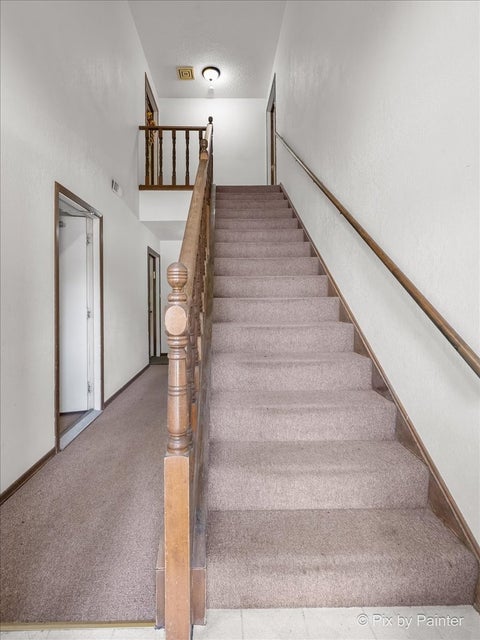Tiny photo for 1511 Longwood Drive #1511, Sycamore, IL 60178 (MLS # 12757876)
