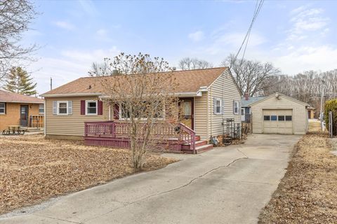 Photo of 1603 N Sterling Street, Streator, IL 61364 (MLS # 12575990)