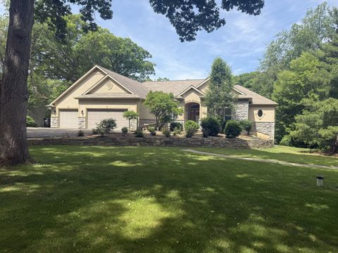 Photo of 10605 Red Hawk Lane, Spring Grove, IL 60081 (MLS # 12664136)