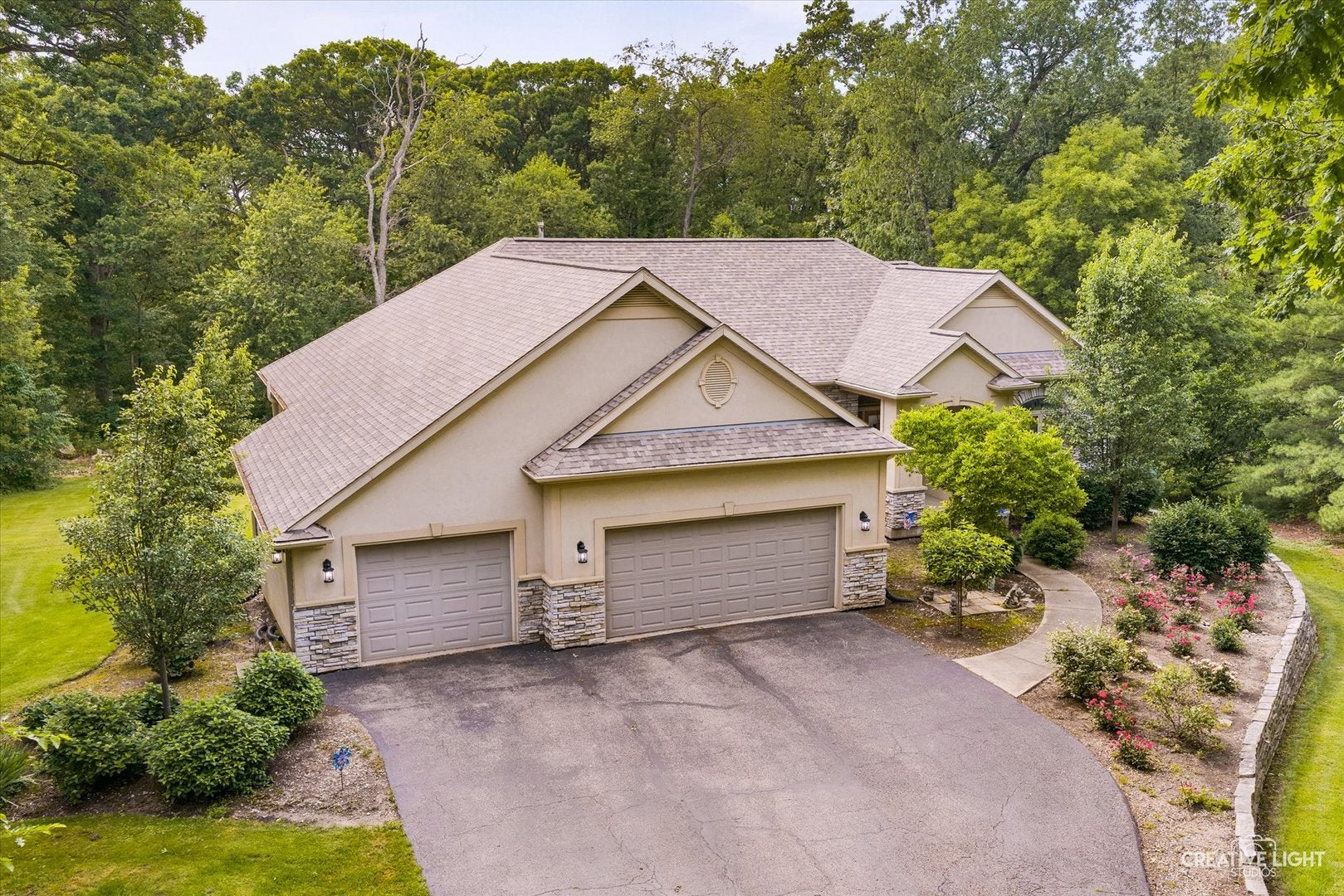 10605 Red Hawk Lane