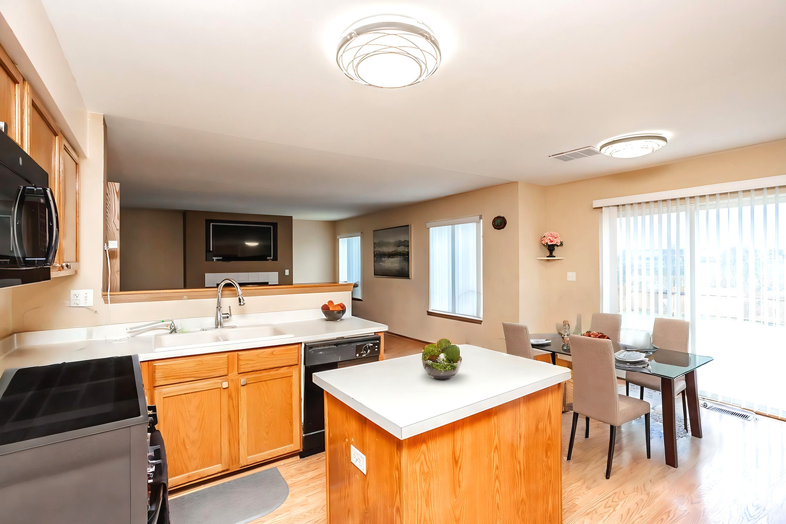 382 Foxborough Trail