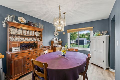 Tiny photo for 1549 Hollytree Lane, Crystal Lake, IL 60014 (MLS # 12484818)