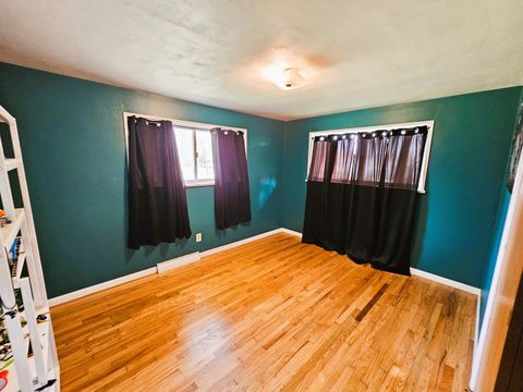 Tiny photo for 700 Magnolia Avenue, Mt Vernon, IL 62864 (MLS # 12611201)
