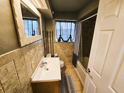 Tiny photo for 700 Magnolia Avenue, Mt Vernon, IL 62864 (MLS # 12611201)