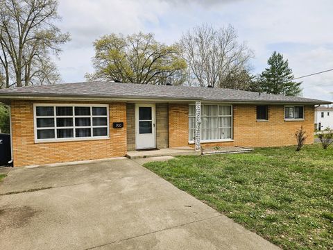 Tiny photo for 700 Magnolia Avenue, Mt Vernon, IL 62864 (MLS # 12611201)