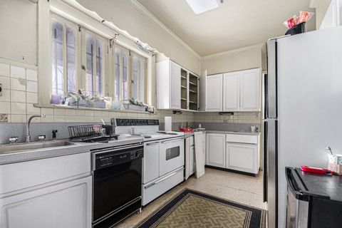 Tiny photo for 4959 S Greenwood Avenue, Chicago, IL 60615 (MLS # 12625119)