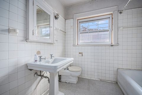 Tiny photo for 4959 S Greenwood Avenue, Chicago, IL 60615 (MLS # 12625119)