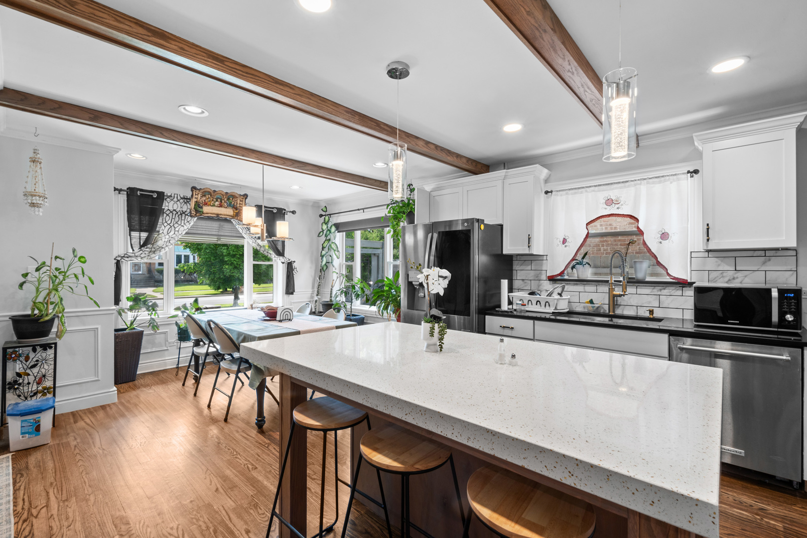 1844 N 77th Court