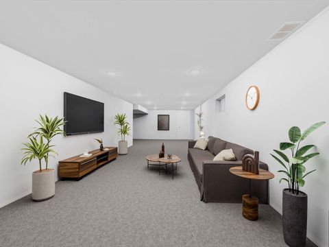 Tiny photo for 2719 W 94th Street, Evergreen Park, IL 60805 (MLS # 12459432)