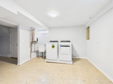 Tiny photo for 2719 W 94th Street, Evergreen Park, IL 60805 (MLS # 12459432)