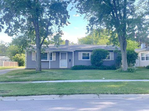Photo of 18595 W Judy Drive, Gurnee, IL 60031 (MLS # 12453843)