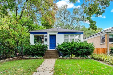 Photo of 235 Richmond Street, Evanston, IL 60202 (MLS # 12484475)