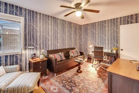 Tiny photo for 235 Richmond Street, Evanston, IL 60202 (MLS # 12484475)