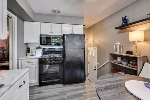 Tiny photo for 235 Richmond Street, Evanston, IL 60202 (MLS # 12484475)