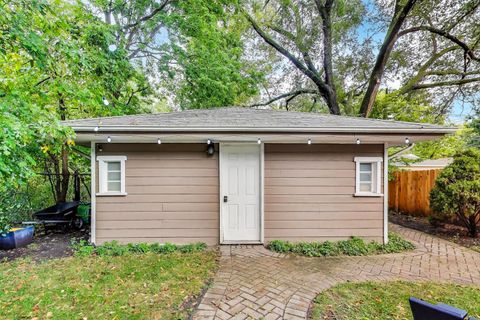 Tiny photo for 235 Richmond Street, Evanston, IL 60202 (MLS # 12484475)