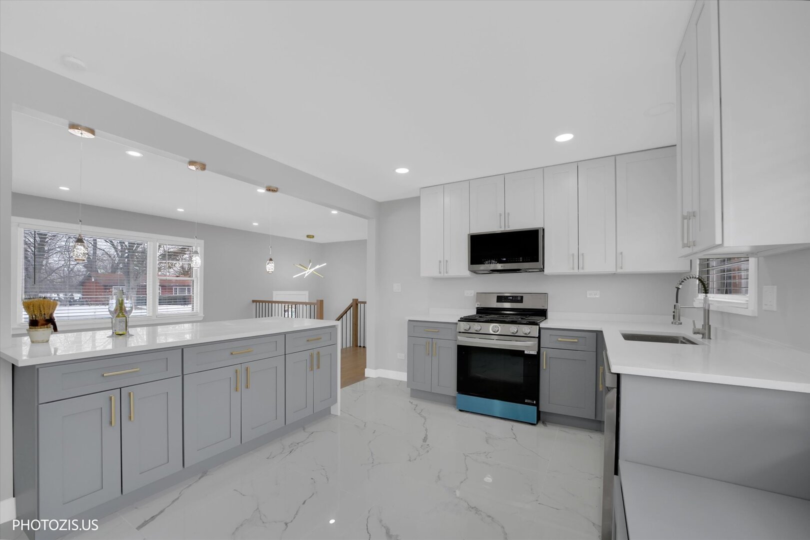 2N356 Prairie Avenue