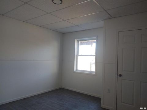 Tiny photo for 425 PIONEER Lane, Vienna, IL 62995 (MLS # EB456856)