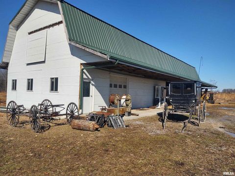 Tiny photo for 425 PIONEER Lane, Vienna, IL 62995 (MLS # EB456856)