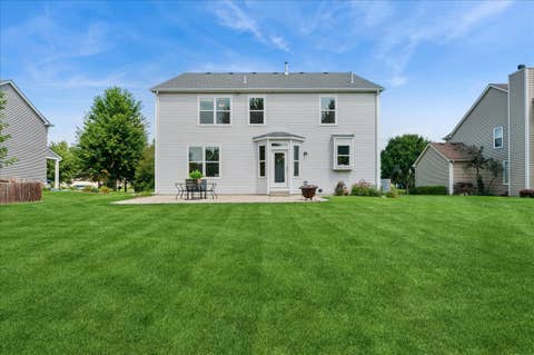 Tiny photo for 2812 Plante Road, North Aurora, IL 60542 (MLS # 12738046)