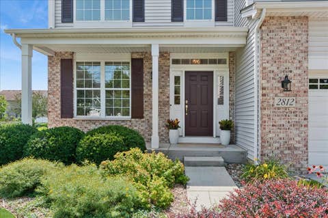 Tiny photo for 2812 Plante Road, North Aurora, IL 60542 (MLS # 12738046)